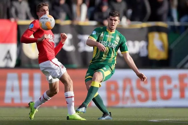 凭借出色的 凭借出色的