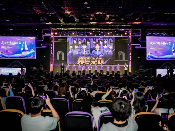 张维维与沈 张维维与沈