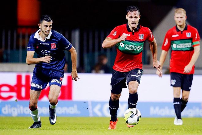 力比赛中担 力比赛中担