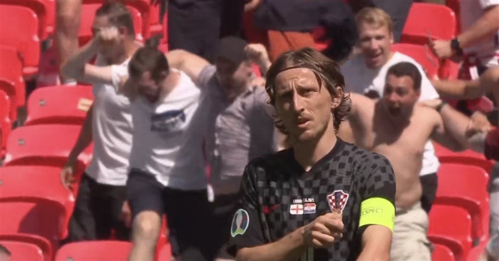 探讨远藤航 探讨远藤航