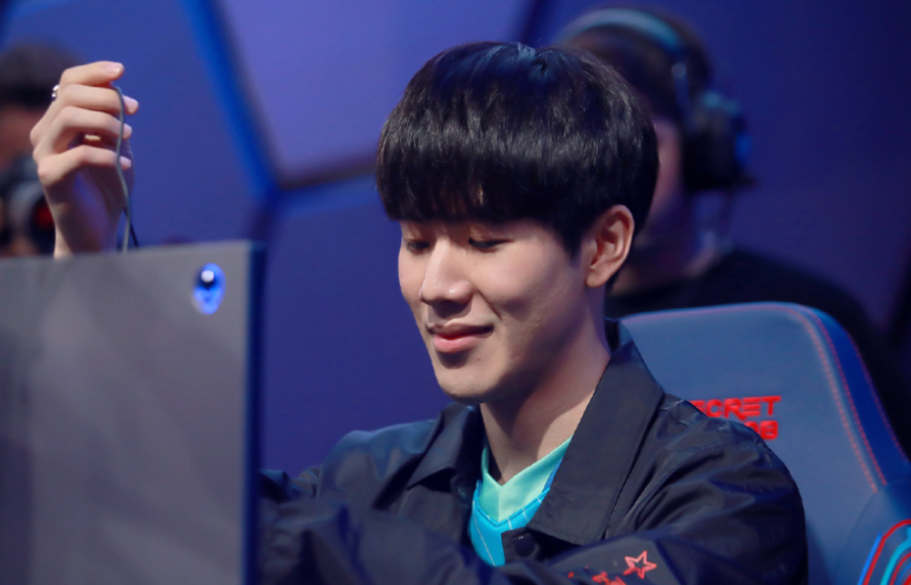 稳守领先 稳守领先