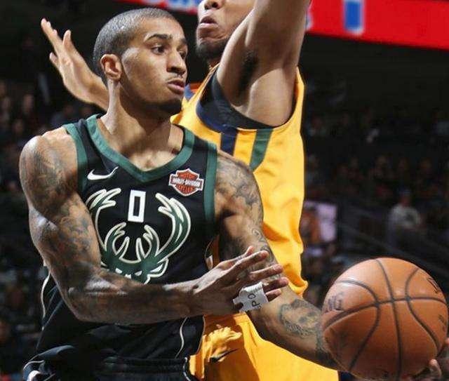 见现代足球 见现代足球