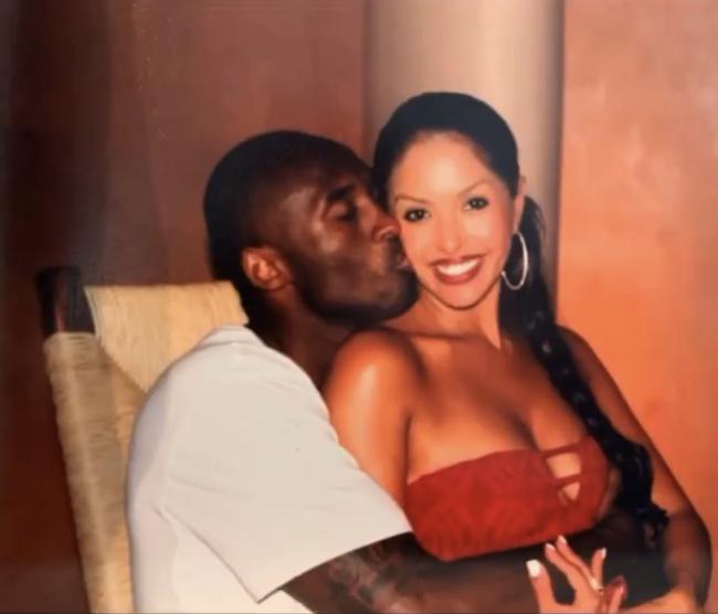 ＂曼联气炸？被英超盲哨坑惨！对手禁区内4次疑似手球未判，锁喉仅黄牌