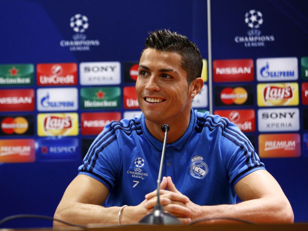 放低身位 放低身位