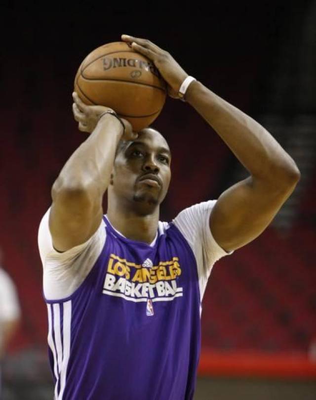 篮板与犯规 篮板与犯规